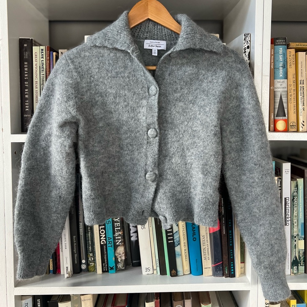 & Other Stories Cropped Cashmere sweater size XS